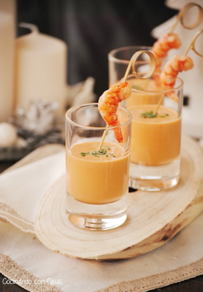 Aperitivo Navidad Chupitos de crema ligera de gambas