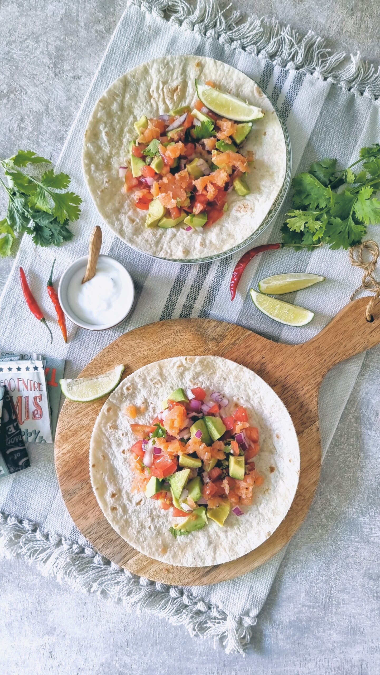 Tacos de salmón ahumado